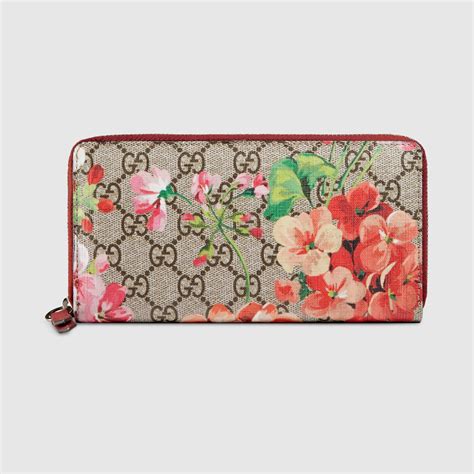 gucci bloom wallet purse|Gucci zippy wallet.